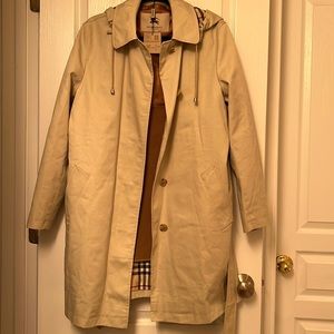 Burberry Water Resistant Belted Hooded Trench Coat with Camel Vest insert